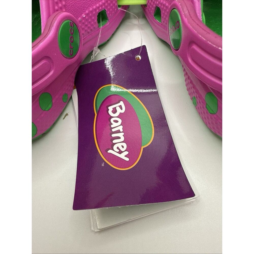 BRAND NEW Crocs Limited Edition Barney Classic Clog Size J2 - Picture 5 of 5